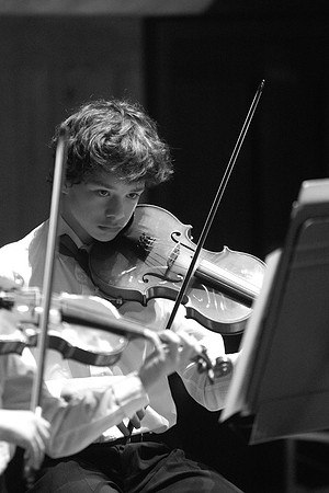 juniorstringsbw-208
