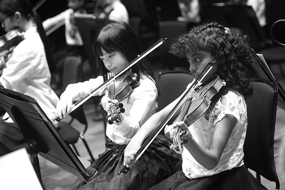 juniorstringsbw-245