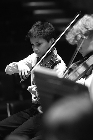 juniorstringsbw-240