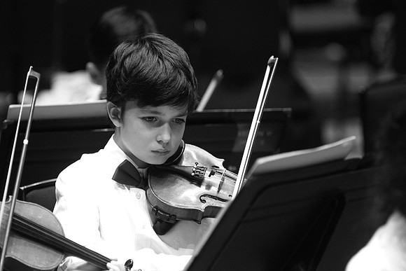 juniorstringsbw-253