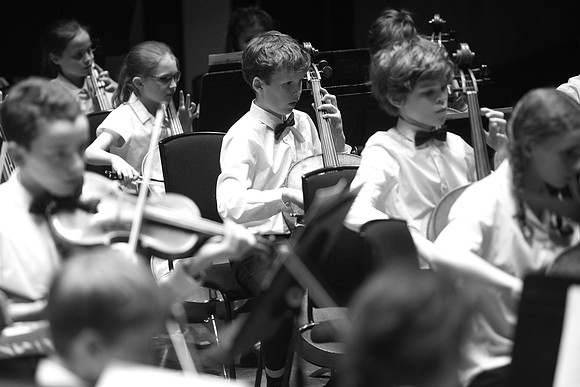 juniorstringsbw-247