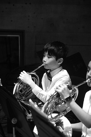 juniorbrassbw-103