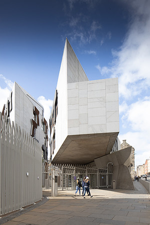 fca-holyrood-002