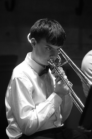 juniorbrassbw-106