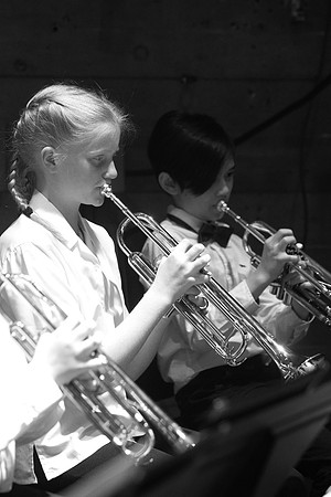 juniorbrassbw-105